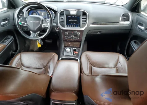 2019 Chrysler 300 Limited из США, поврежденный, VIN 2C3CCAEG2KH536175